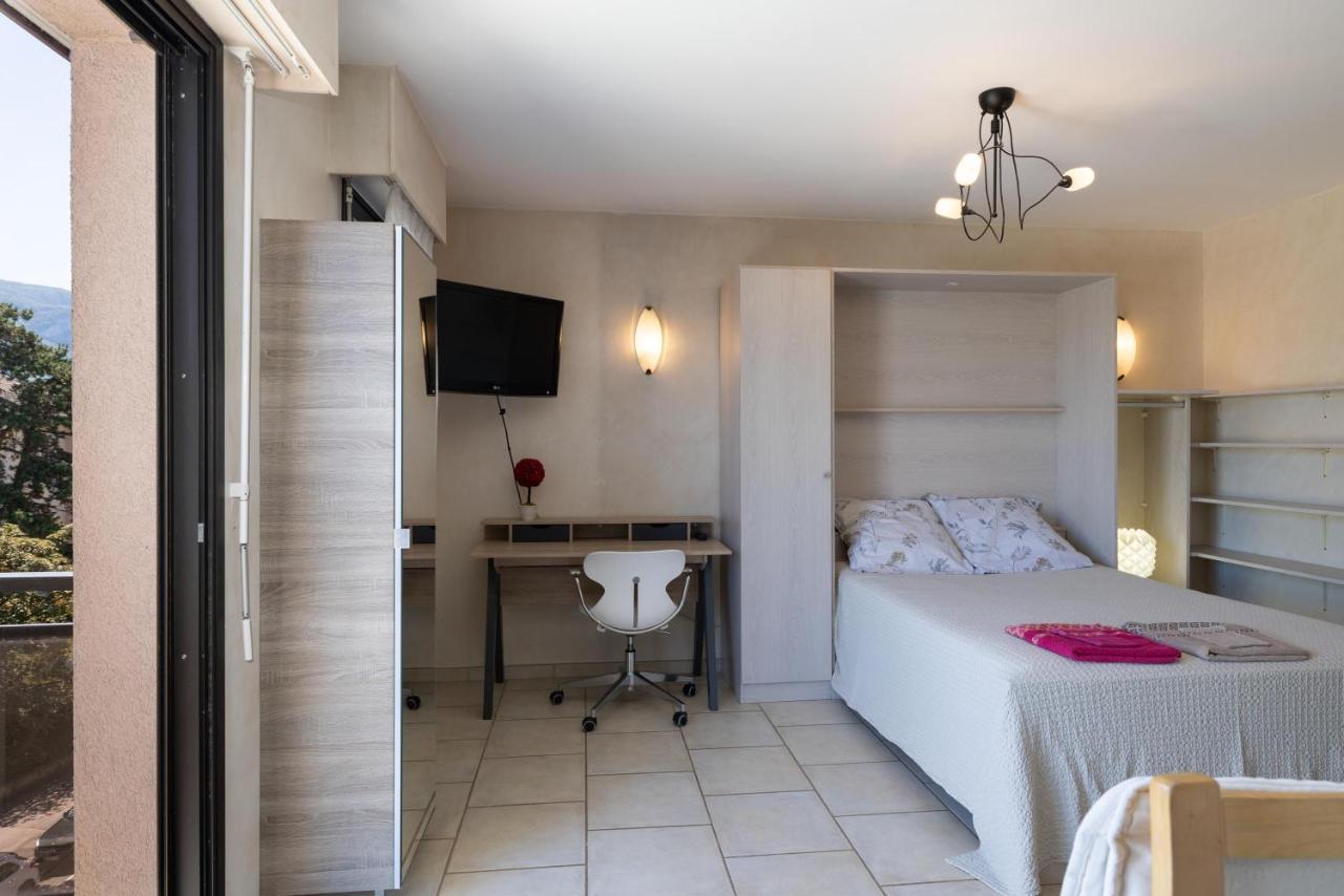Appartement Proche Lac Et Commerces Annecy Buitenkant foto